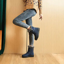 Load image into Gallery viewer, Face Winter with Style and Comfort - # BOAA73210001
