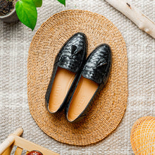 Load image into Gallery viewer, 15-250-BLK RIVIERA Basketweave Calfskin Tassel Loafer, Black

