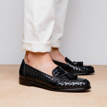 Load image into Gallery viewer, 15-250-BLK RIVIERA Basketweave Calfskin Tassel Loafer, Black
