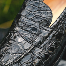 Load image into Gallery viewer, 11-201-BKM ROMA Crocodile Penny Loafer, Black
