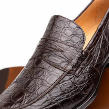 Load image into Gallery viewer, 11-201-NIC ROMA Crocodile Penny Loafer, Nicotine
