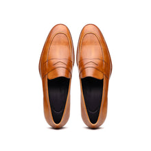 Load image into Gallery viewer, 15-400-CML ROMA Hand Burnished Calfskin Penny Loafer Camel

