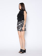 Load image into Gallery viewer, Ruffle Flower Detail Tank Top
