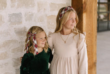 Load image into Gallery viewer, Saint Nick - Lady Hair Bow
