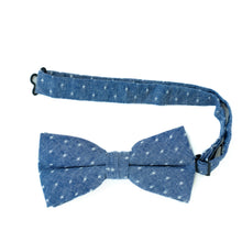 Load image into Gallery viewer, Sawyer Men's Pre-tied Bow Tie
