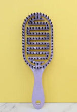 Load image into Gallery viewer, ReviveScalp Scalp Soother Comb - Ultimate Comfort &amp; Relaxation for Your Hair
