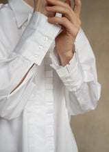 Load image into Gallery viewer, Settima Ruffled White Organic Cotton Shirt
