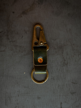 Load image into Gallery viewer, Key Clip - Marbled Shell Cordovan

