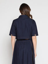 Load image into Gallery viewer, Short Sleeve Button Down Collared Crop Jacket
