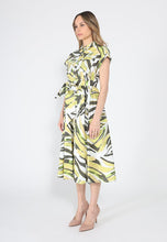 Load image into Gallery viewer, Short Sleeve Button Down Printed Midi Dress
