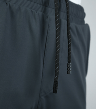 Load image into Gallery viewer, Dominate Training Shorts - Black
