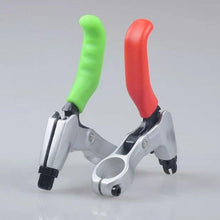 Load image into Gallery viewer, Silicone Bicycle Lever Grips Protectors Anti-Skid Bike Brake Lever Handle Bike Silicone Brake Cover Protector Silicone Grips Anti-Slip Waterproof Protector Cycling Accessory
