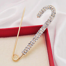 Load image into Gallery viewer, Simple Rhinestone Large Safety Pins For Cardigan Coat Sweater Costume Jewelry Women Accessories Women's Safety Pin with Crystal and Faux Pearls
