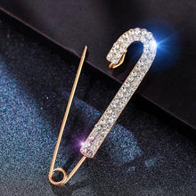 Load image into Gallery viewer, Simple Rhinestone Large Safety Pins For Cardigan Coat Sweater Costume Jewelry Women Accessories Women's Safety Pin with Crystal and Faux Pearls
