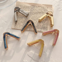 Load image into Gallery viewer, Simplicity Claw Clip Women Hair Clip Elegant Geometric Shape Hair Clips Girls Hair Claw Hair Barrettes Gorgeous Hair Accessories For Women
