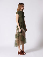 Load image into Gallery viewer, Sleevless A-Line Long Dress w/ Pleated Tulle Skirt
