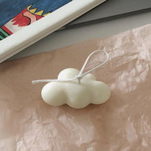 Load image into Gallery viewer, Small Scented Cloud Shape Birthday Candle Handmade Scented Candle Hand Poured Decorative Candle Aesthetic Candle Room Decor For Home Use Bedroom Romantic Soy Candle Home decoration Mother's Day Gifts
