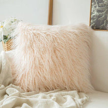 Load image into Gallery viewer, Soft Fur Polyester Cotton Pillow Covers Cushion Covers Luxury Soft Decorative Pillow Covers Home Decor Pillow Covers Living Room Bedroom Decorative Pillowcase Shaggy Fluffy Cover 45x45CM
