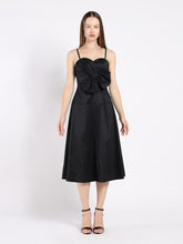 Load image into Gallery viewer, Spaghetti Strap Bow Detailed Midi Dress

