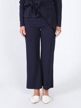 Load image into Gallery viewer, Spangle Detail on The Waist Pants
