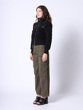 Load image into Gallery viewer, Spangle Yoke High-Neck Shearing Jacket
