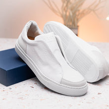 Load image into Gallery viewer, 65-225-WHT SPETTACOLARE Italian Pebble Grain Calfskin Sneakers White
