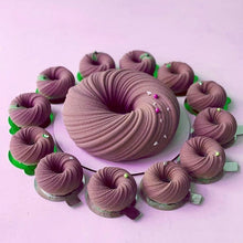 Load image into Gallery viewer, Spiral Donut Dessert Silicone Cake Mold Homemade Party Chocolate Pastry Mould Decorating Tray Baking Tools Round Swirl Cake Mold For Baking Amazing Dessert Art Silicone 3D Mould
