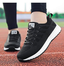 Load image into Gallery viewer, Sport Women Casual Shoes Fashion Breathable Walking Mesh Flat Sneakers Women Gym Vulcanized Tenis Walking Shoes Breathable Lightweight Casual Comfort Fashion Sneaker
