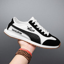 Load image into Gallery viewer, Spring Mens Slip On Casual Shoes Lightweight Comfortable Breathable Couple Walking Sneakers New Mesh Breathable Platform Fashion Running Athletic Sneakers
