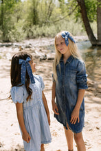 Load image into Gallery viewer, Star Spangler Darling Hair Bow
