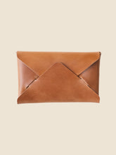 Load image into Gallery viewer, Envelope Wallet - Horween Natural Shell Cordovan

