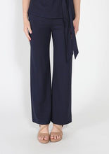 Load image into Gallery viewer, Straight leg casual pants
