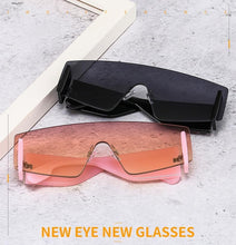 Load image into Gallery viewer, Stylish Big Rimless Classic Sunglasses In Square Shape For Women &amp; Men New Oversize &amp; Retro Style Sunglasses  Rectangle Shape Eyewear Shades Oversized Fashion Sunglasses For Women
