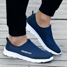 Load image into Gallery viewer, Summer Breathable Comfortable Mesh Running Mens Shoes Trainers Walking Outdoor Sport Men Sneakers Running Shoes Ultra Lightweight Breathable Walking Shoes Non Slip Athletic Fashion Sneakers
