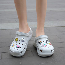 Load image into Gallery viewer, Summer Women Clogs Platform Garden Sandals Fruit Slippers Beach Shoes Increase Outdoor Unisex Garden Clogs Shoes Comfortable Slip-on Summer Beach Sandals
