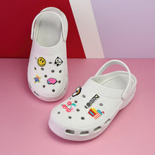 Load image into Gallery viewer, Summer Women Clogs Platform Garden Sandals Fruit Slippers Beach Shoes Increase Outdoor Unisex Garden Clogs Shoes Comfortable Slip-on Summer Beach Sandals
