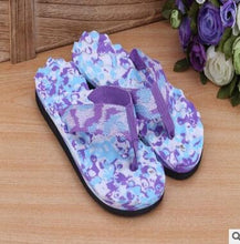 Load image into Gallery viewer, Summer Women Flip Flops Shoes Sandals Camouflage Outdoor Beach Shoes Slippers Daily Wear Casual Slippers Comfort Thong Style Flip Flops Sandals For Women With Arch Support For Comfortable Walk
