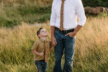 Load image into Gallery viewer, Summit Boys Tie
