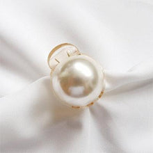 Load image into Gallery viewer, Sweet Mini Round Pearl Hair Clips for Women Girls Hair Claw Chic Barrettes Claw Crab Hairpins Styling Gorgeous Fashion Hair Accessories For Women

