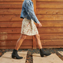 Load image into Gallery viewer, The Rainey
