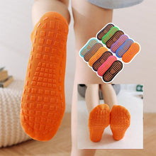 Load image into Gallery viewer, Unisex Anti-Slip Sock Trampoline Sock Cotton Breathable Short Socks Elasticity Yoga Pilates Hospital Socks Cushioned Sole Grip Socks for Kids And Adults
