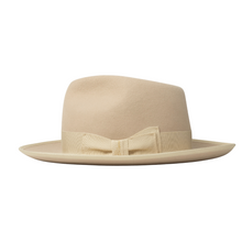 Load image into Gallery viewer, Fox Fedora - Belly
