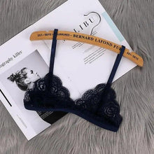 Load image into Gallery viewer, Vintage Style Women's Thin Bra Without Chest Pad Fashionable Sexy Lace Bra Back Buckle Tube Top Women's  Underwear Summer Clothes
