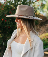 Load image into Gallery viewer, Peter Grimm Westbury - Wide Brim Wool Felt Cowboy Hat
