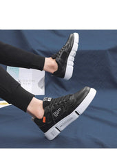 Load image into Gallery viewer, White Leather Sneakers For Men Breathable Casual Walking Sports Running Shoes Outdoor Travel Fitness Sneakers Comfortable Casual Shoes Outdoor Men Sneakers
