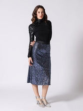 Load image into Gallery viewer, Whole Spangle Shiny Banding Midi Skirt
