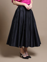 Load image into Gallery viewer, Wide Width Skirt with Back Zipper
