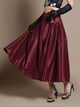 Load image into Gallery viewer, Wide Width Skirt with Back Zipper
