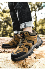Load image into Gallery viewer, Winter Ankle Boots Mens Snow Warm Fur Leather Hiking Boots Outdoor Hunting Men's Work Warm Hiking Boots High Top Winter Outdoor Walking Lace Up Anti-Slip Breathable Ankle Booties For Mens
