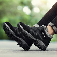 Load image into Gallery viewer, Winter Boots With Fur Warm Leather Snow Boots Mens Winter Work Casual Shoes High Top Rubber Ankle Boots Keep Warm Anti-Slip Soft Sole Warm Fur Lined Winter Ankle Booties
